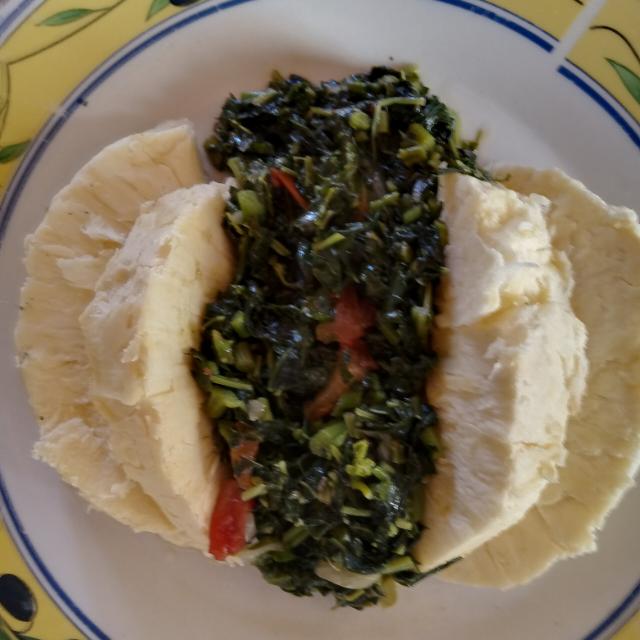 Roast breadfruit and steamed vegetables